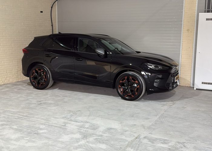 WhatsApp Image 2025-09-30 at 18.08.11