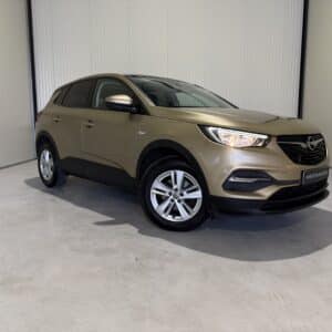Opel Grandland X 1.2 Turbo Business Executive